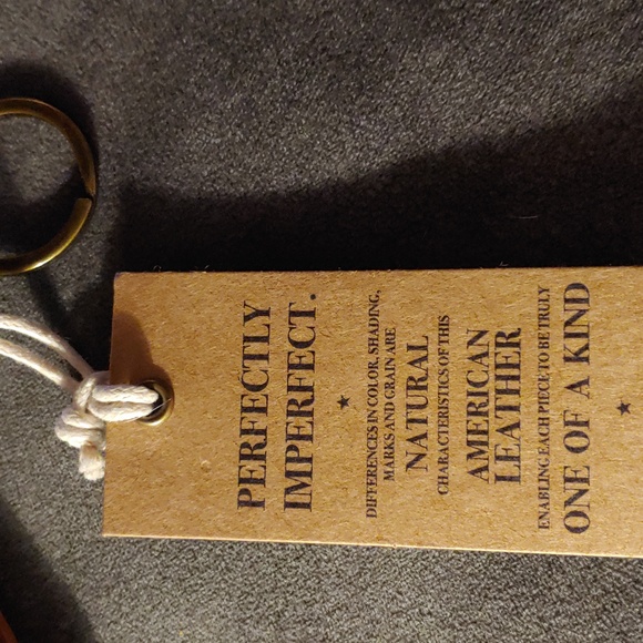 🆕 Leather Card Case Keychain. - Picture 5 of 7